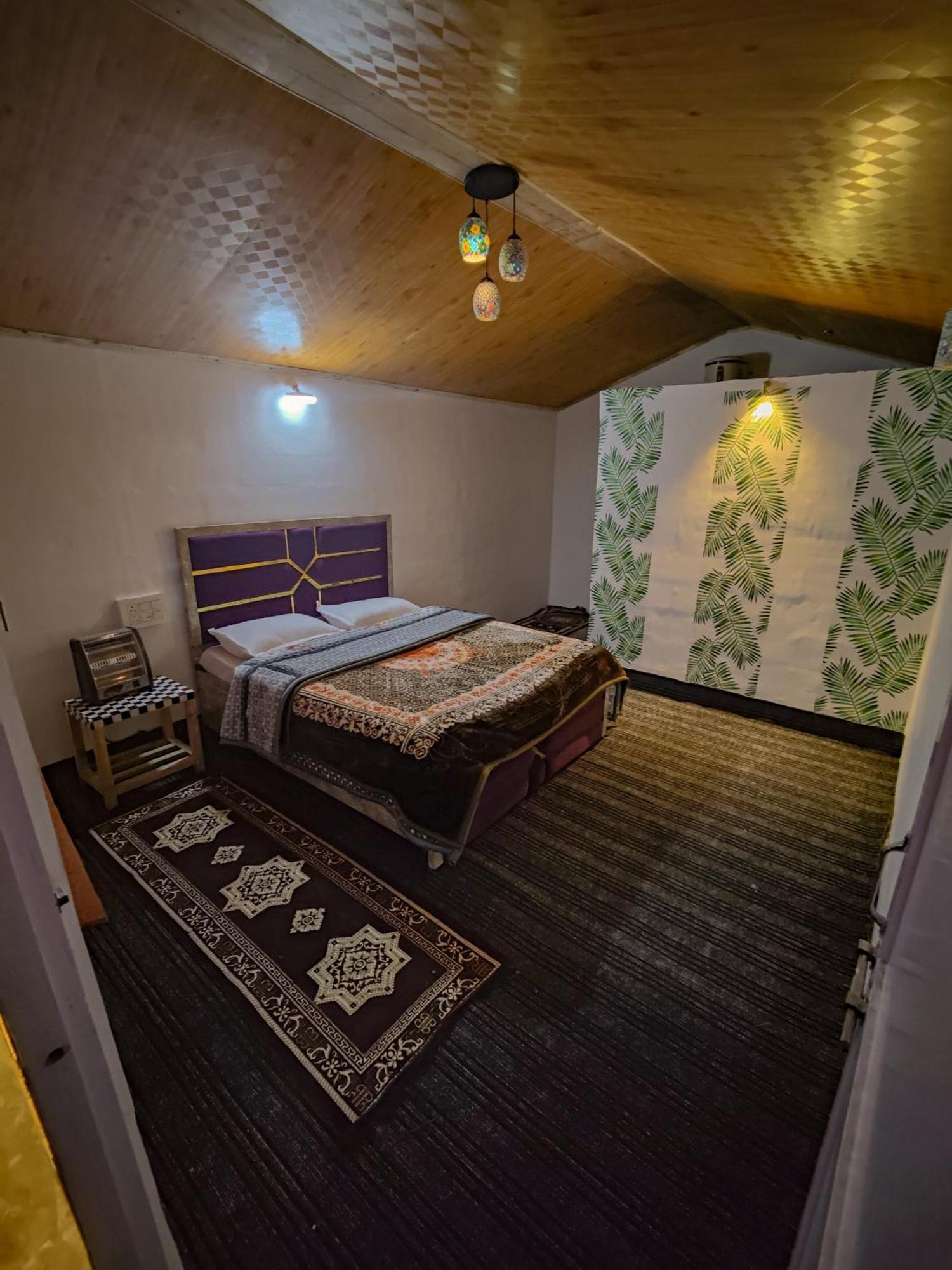 Pandora Riverside Cafe & Stay Kasol Exterior photo