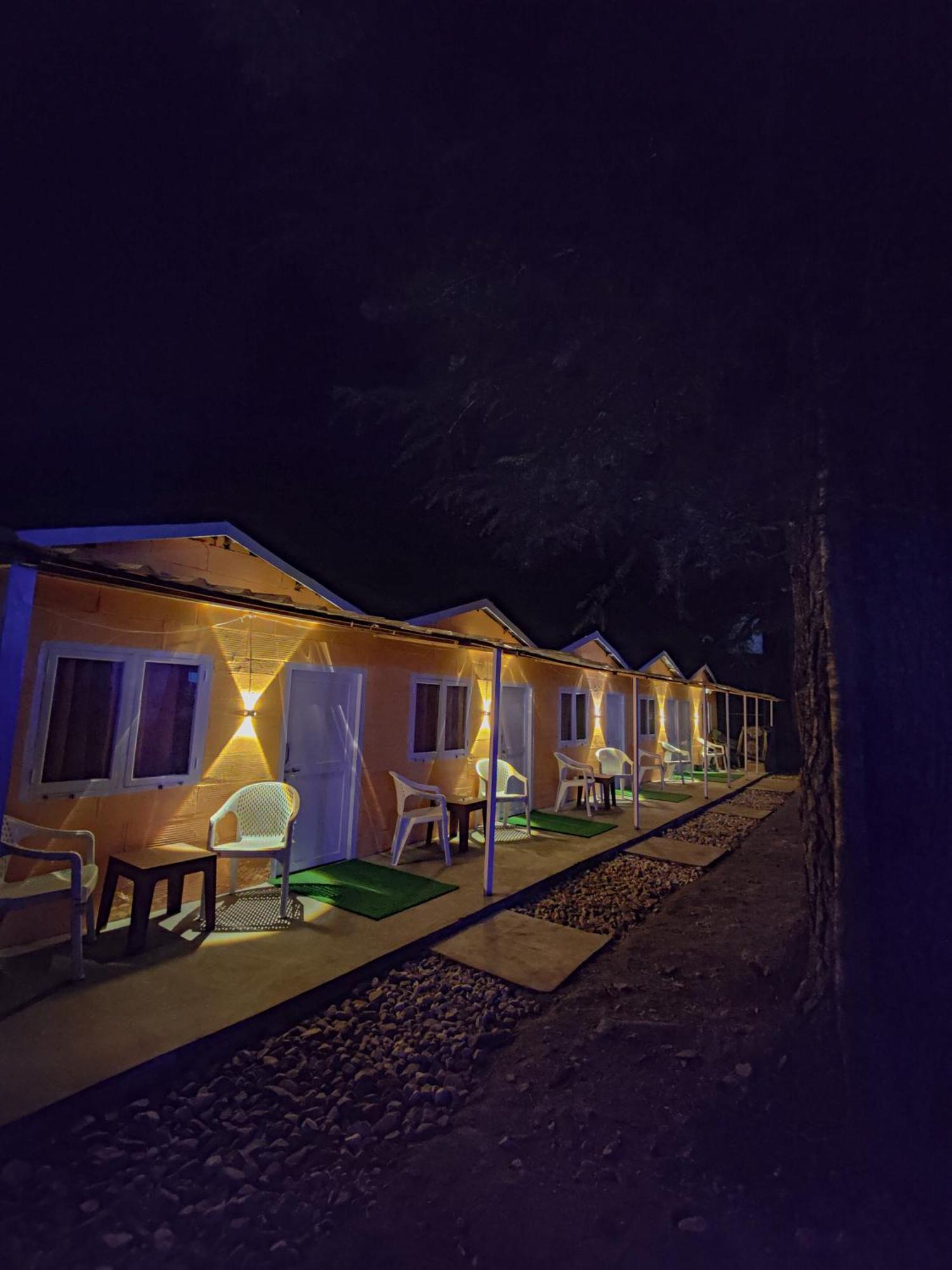 Pandora Riverside Cafe & Stay Kasol Exterior photo