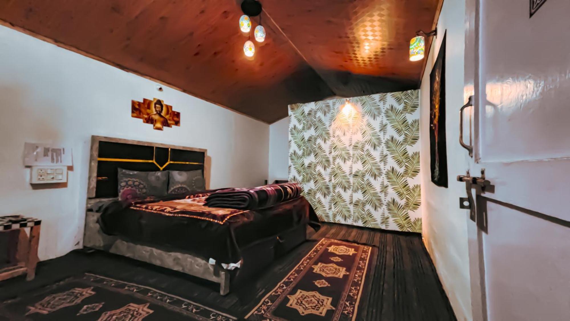 Pandora Riverside Cafe & Stay Kasol Exterior photo